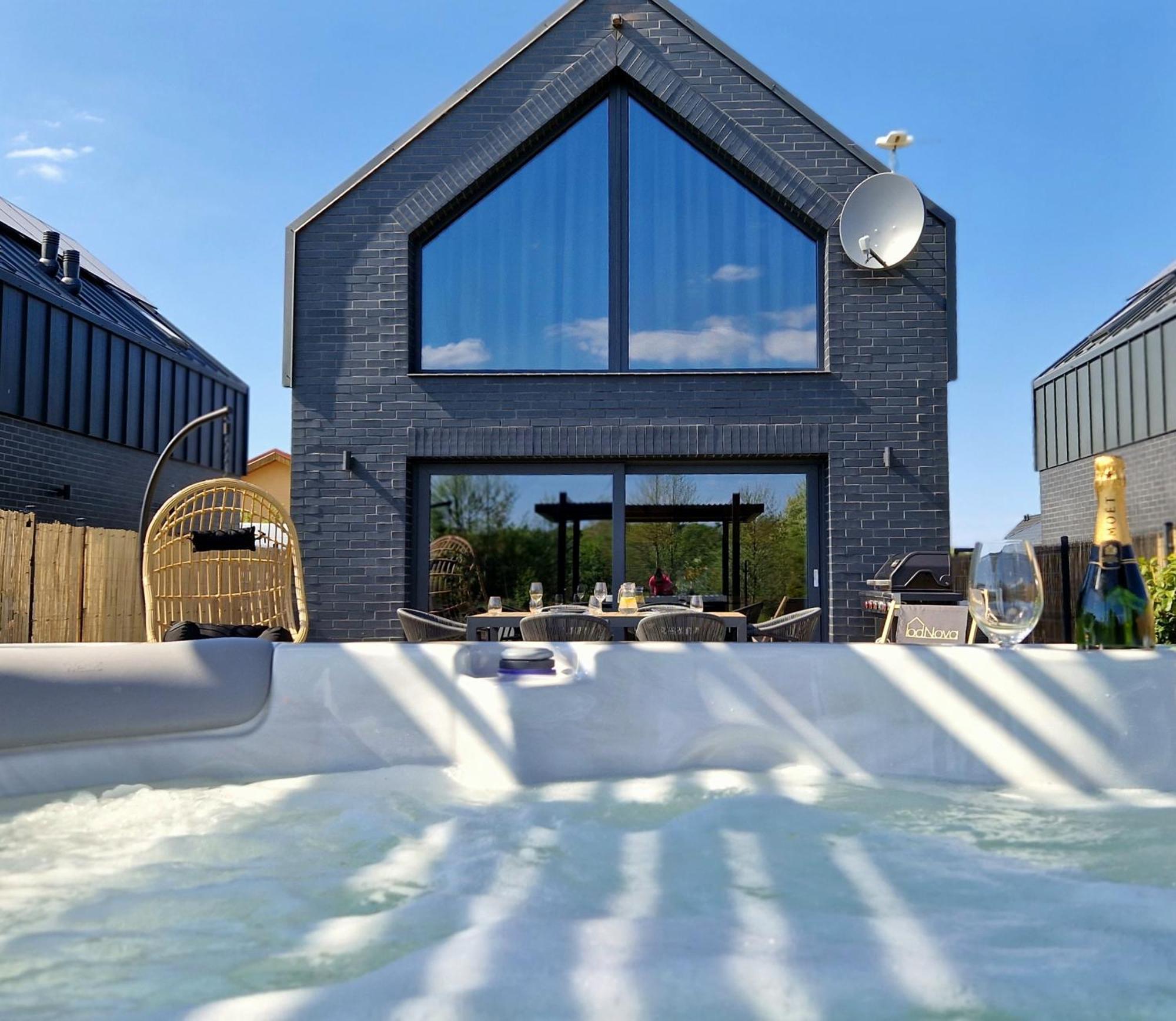 Odnova - Holiday Home With Spa Bobolin Exterior photo